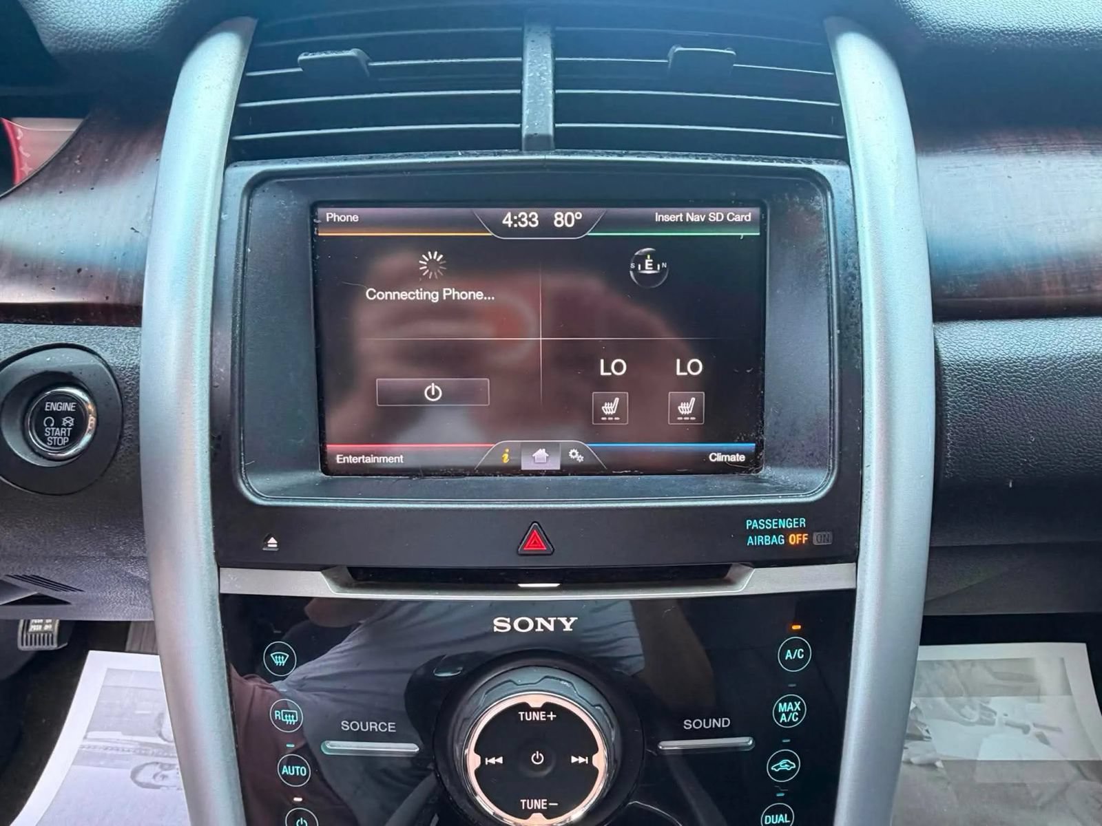 Used 2013 Ford Edge Limited w/ Driver Entry Pkg FWD image 12