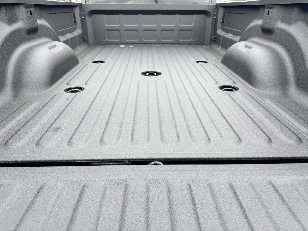 New 2026 RAM 3500 Big Horn AWD/4WD image 9