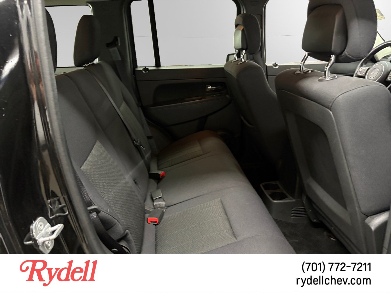 Used 2012 Jeep Liberty Sport w/ Popular Equipment Group AWD/4WD image 17