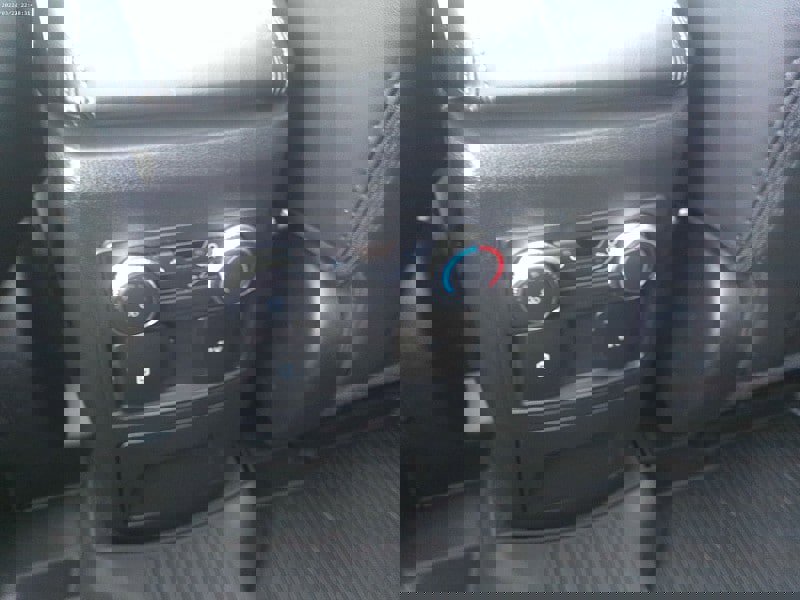 Used 2022 Ford Explorer XLT w/ Equipment Group 202A image 19