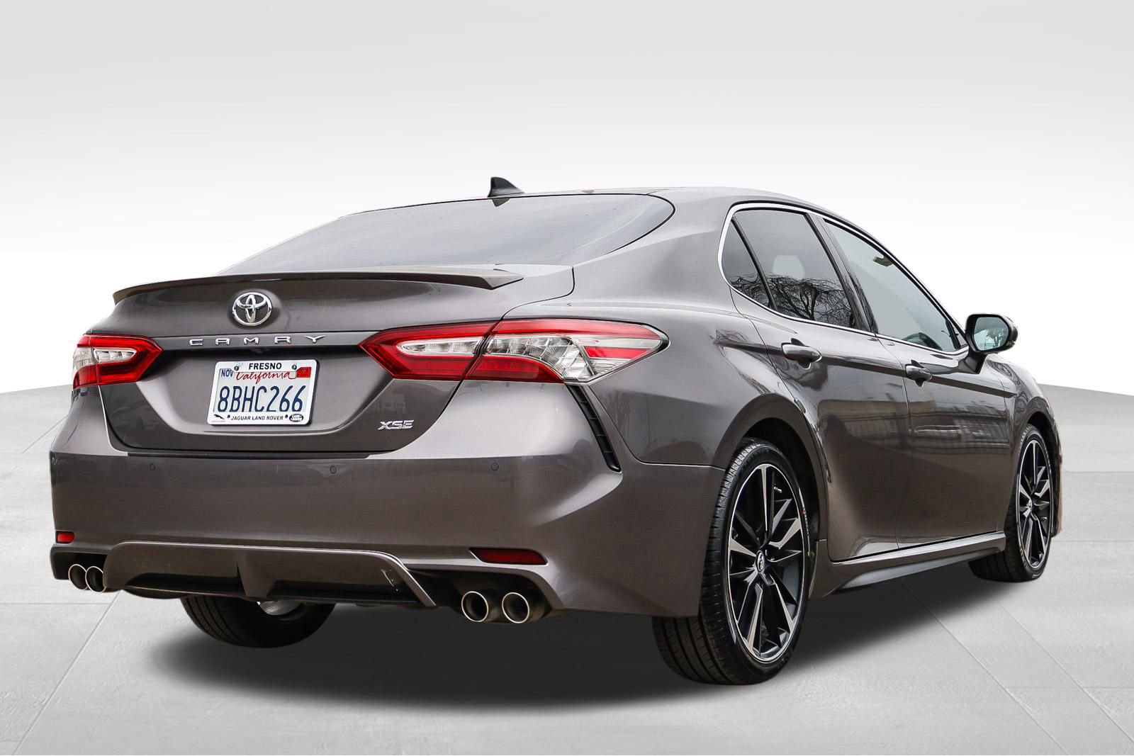 Used 2018 Toyota Camry XSE w/ Driver Assist Package image 5