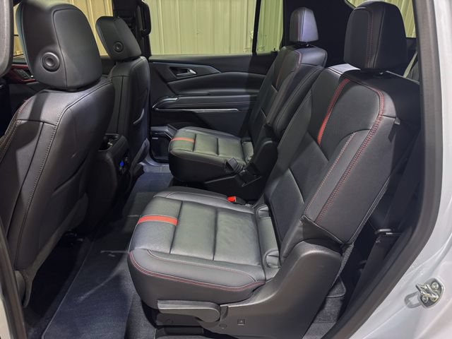 Used 2026 Chevrolet Traverse RS AWD/4WD image 17