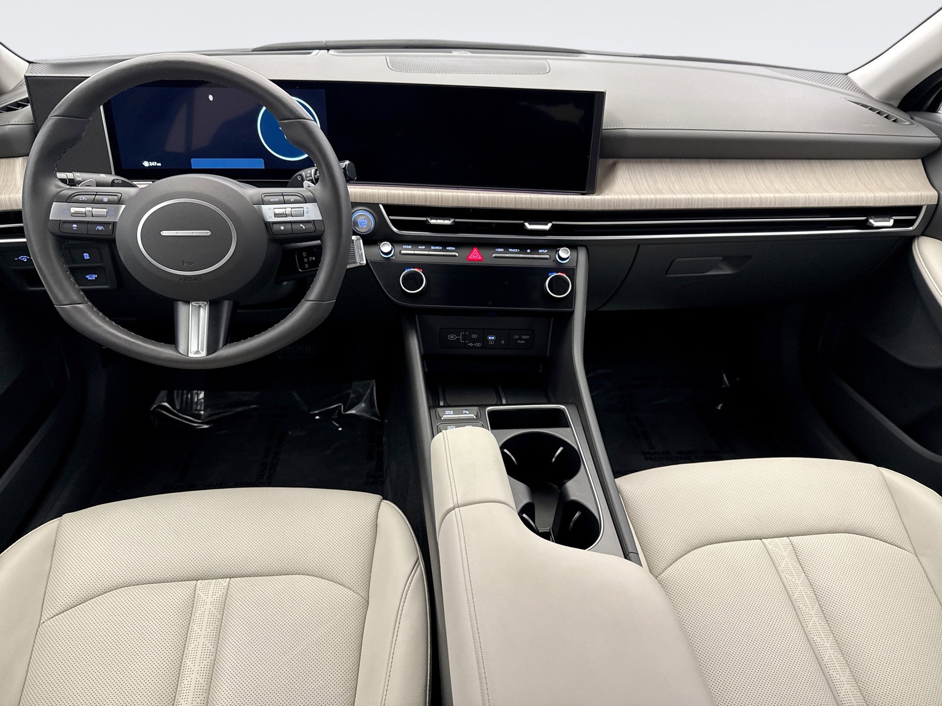 Used 2025 Hyundai Sonata Limited image 14