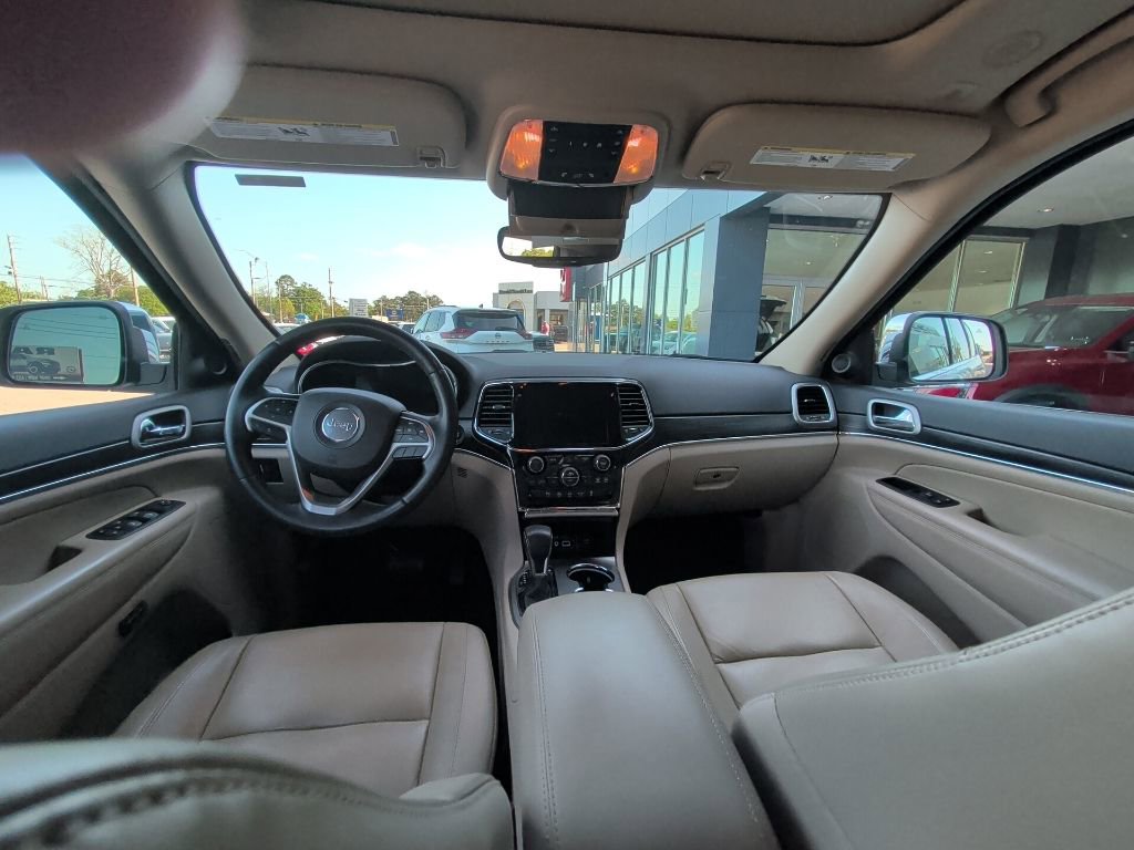 Used 2022 Jeep Grand Cherokee Limited w/ Tech Group image 18