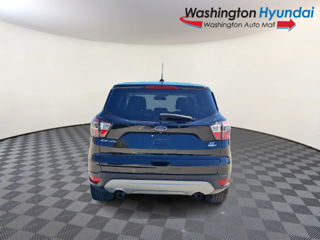 Used 2017 Ford Escape SE AWD/4WD image 5