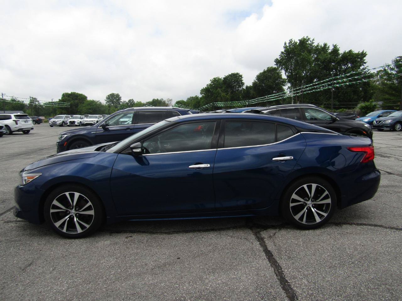 Used 2018 Nissan Maxima Platinum FWD image 4