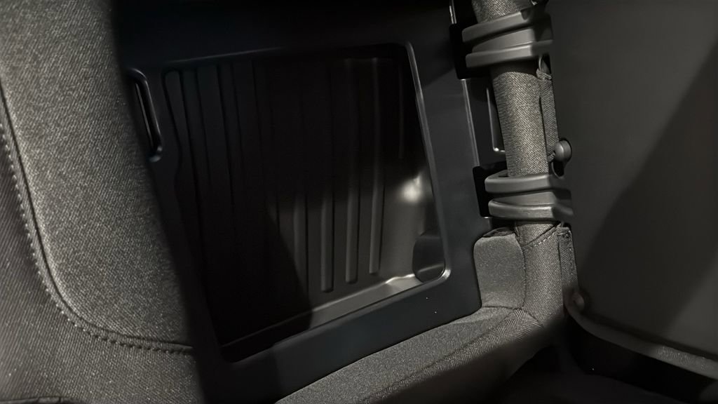 Used 2026 GMC Sierra 3500 SLE w/ SLE Value Package image 15