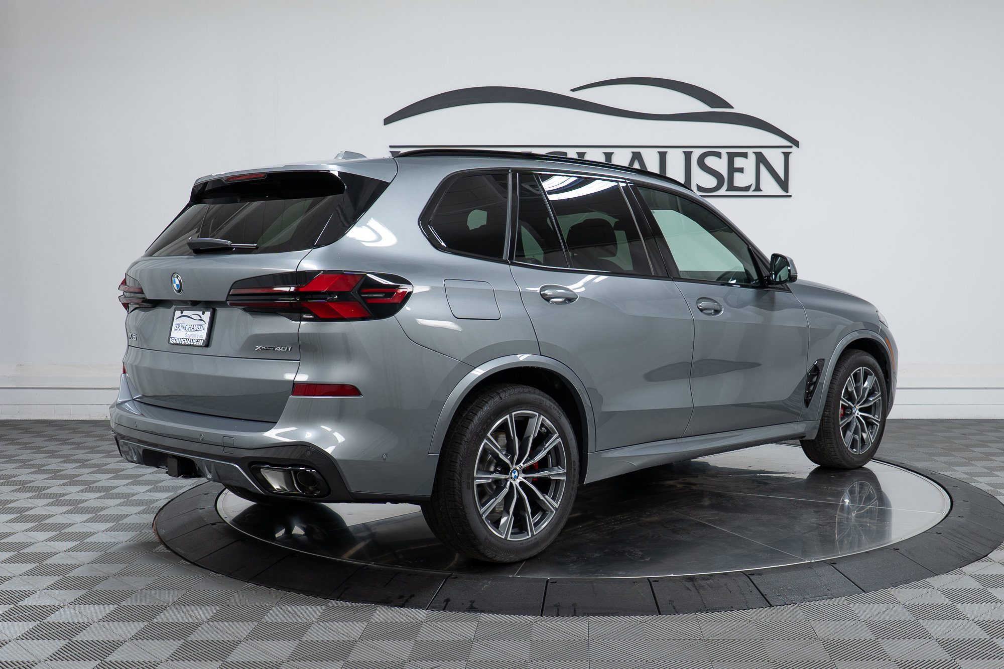 New 2026 BMW X5 xDrive40i w/ M Sport Package AWD/4WD image 5
