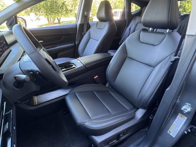 Used 2025 Nissan Murano SV AWD/4WD image 37
