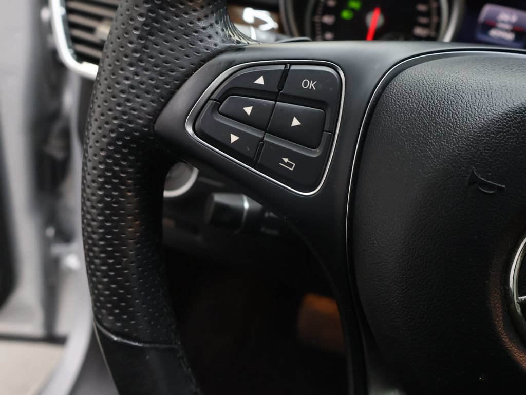 Used 2017 Mercedes-Benz GLE 350 4MATIC w/ Premium 2 Package image 19