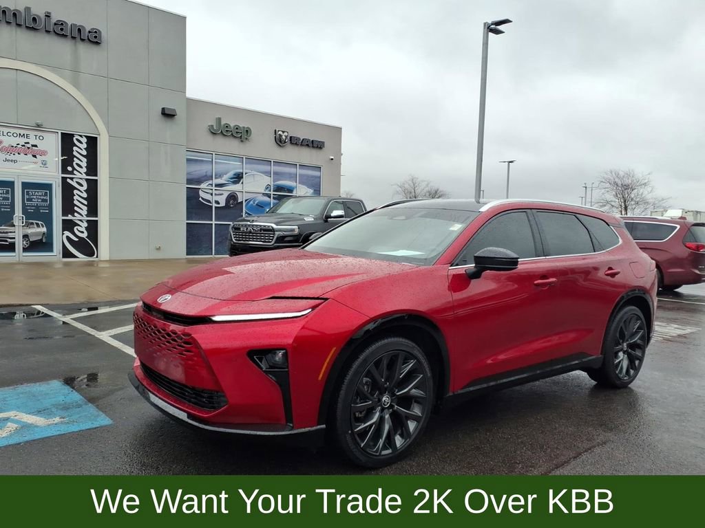 Used 2025 Toyota Crown Signia w/ Advanced Technology Package AWD/4WD image 2