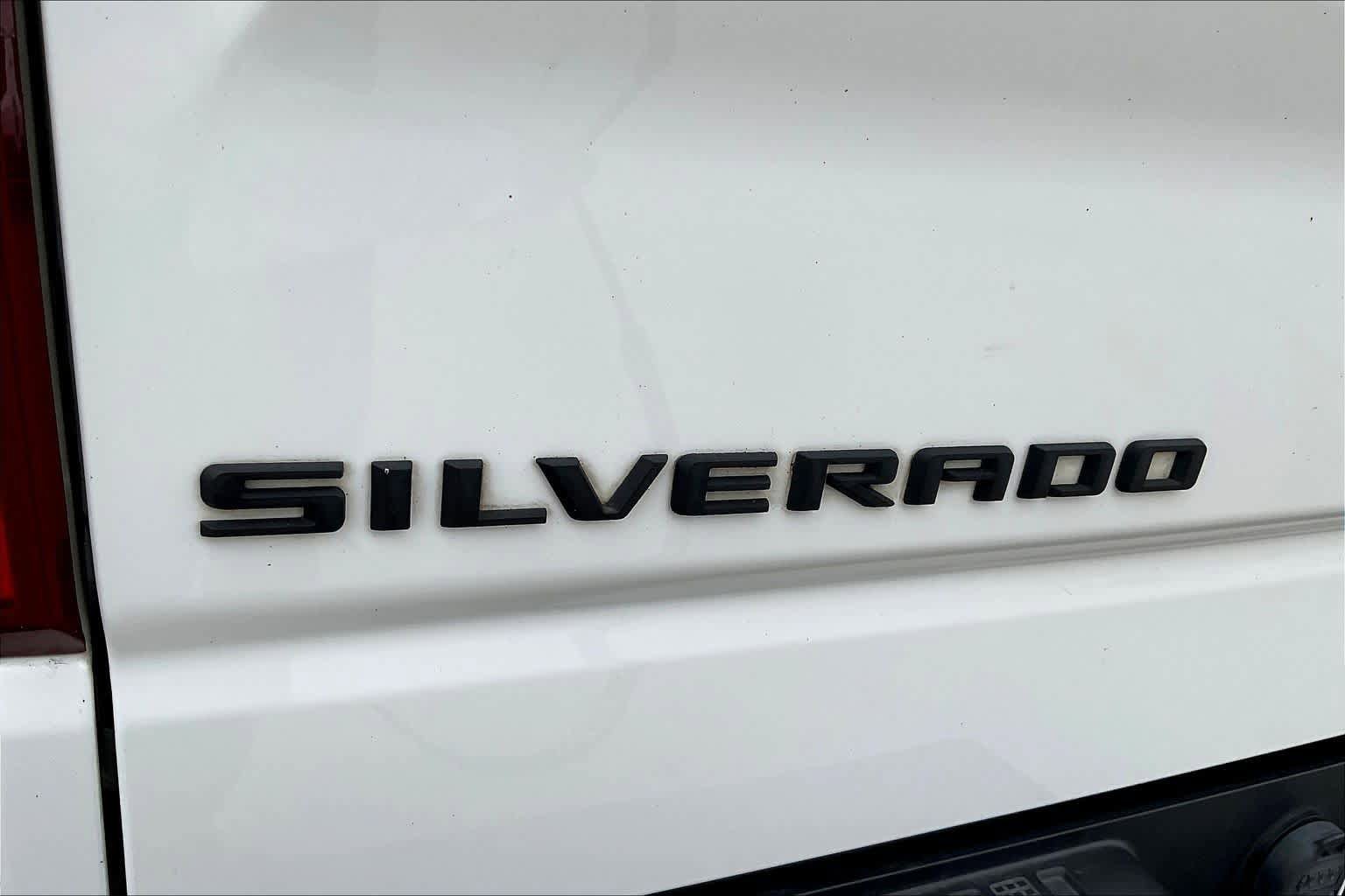 Used 2020 Chevrolet Silverado 1500 Custom w/ Custom Value Package RWD image 23