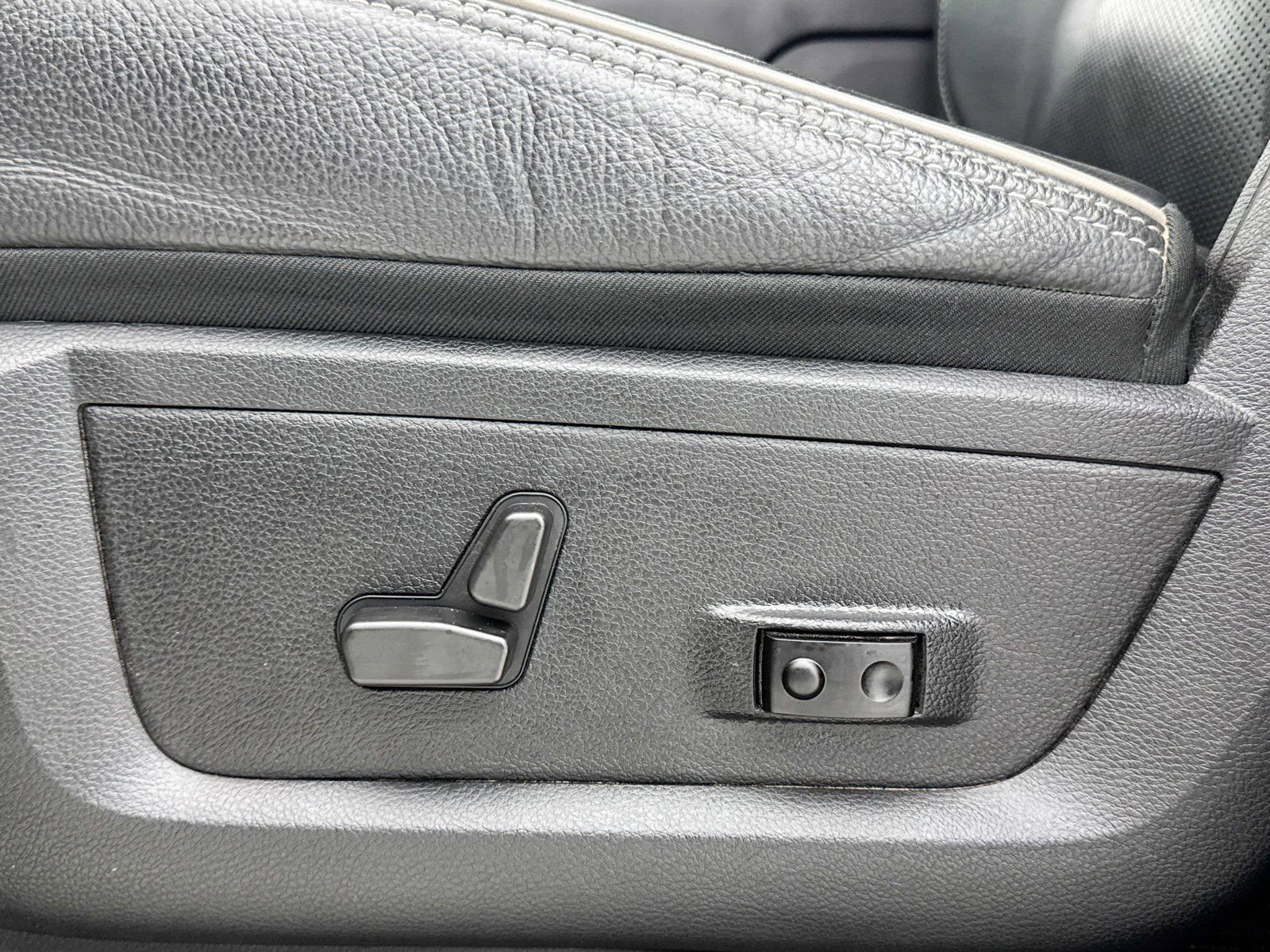 Used 2021 RAM 2500 Limited image 33