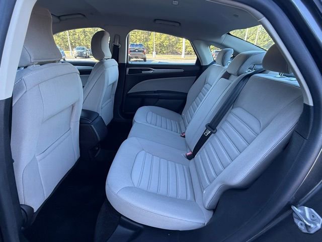 Used 2018 Ford Fusion S FWD image 15