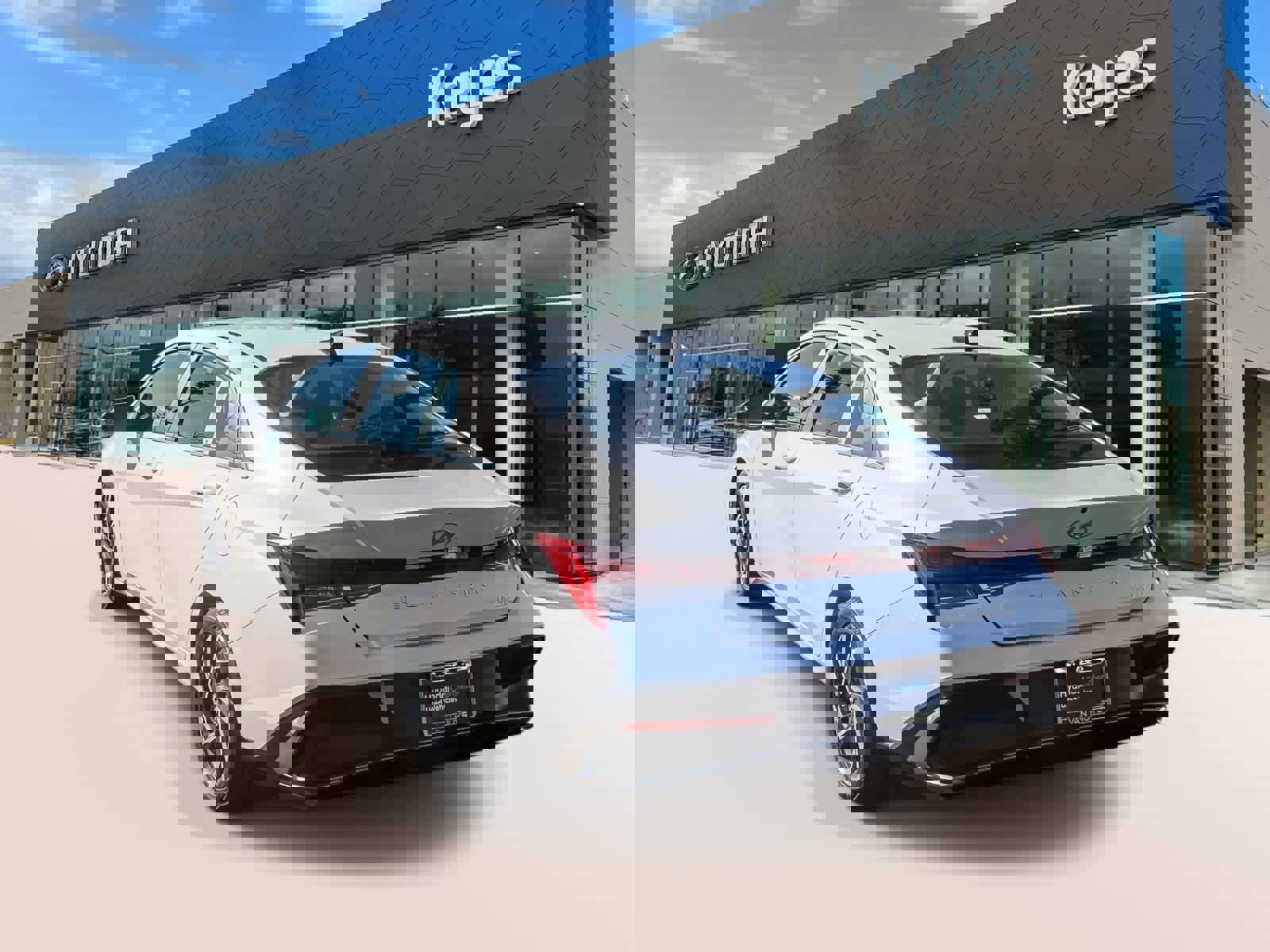 Certified 2025 Hyundai Elantra Limited image 7