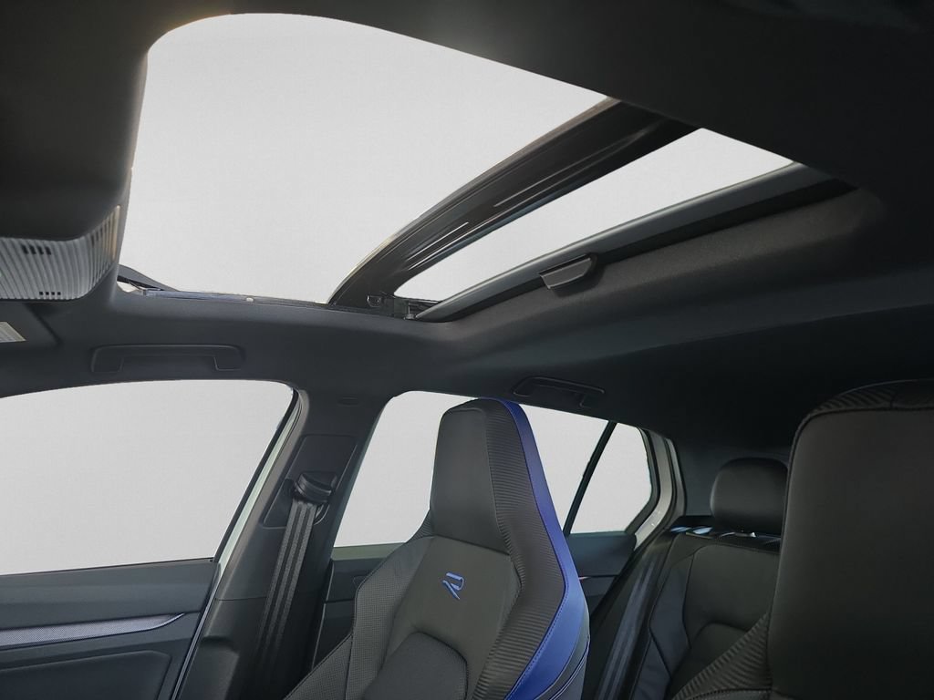 New 2026 Volkswagen Golf AWD/4WD image 11