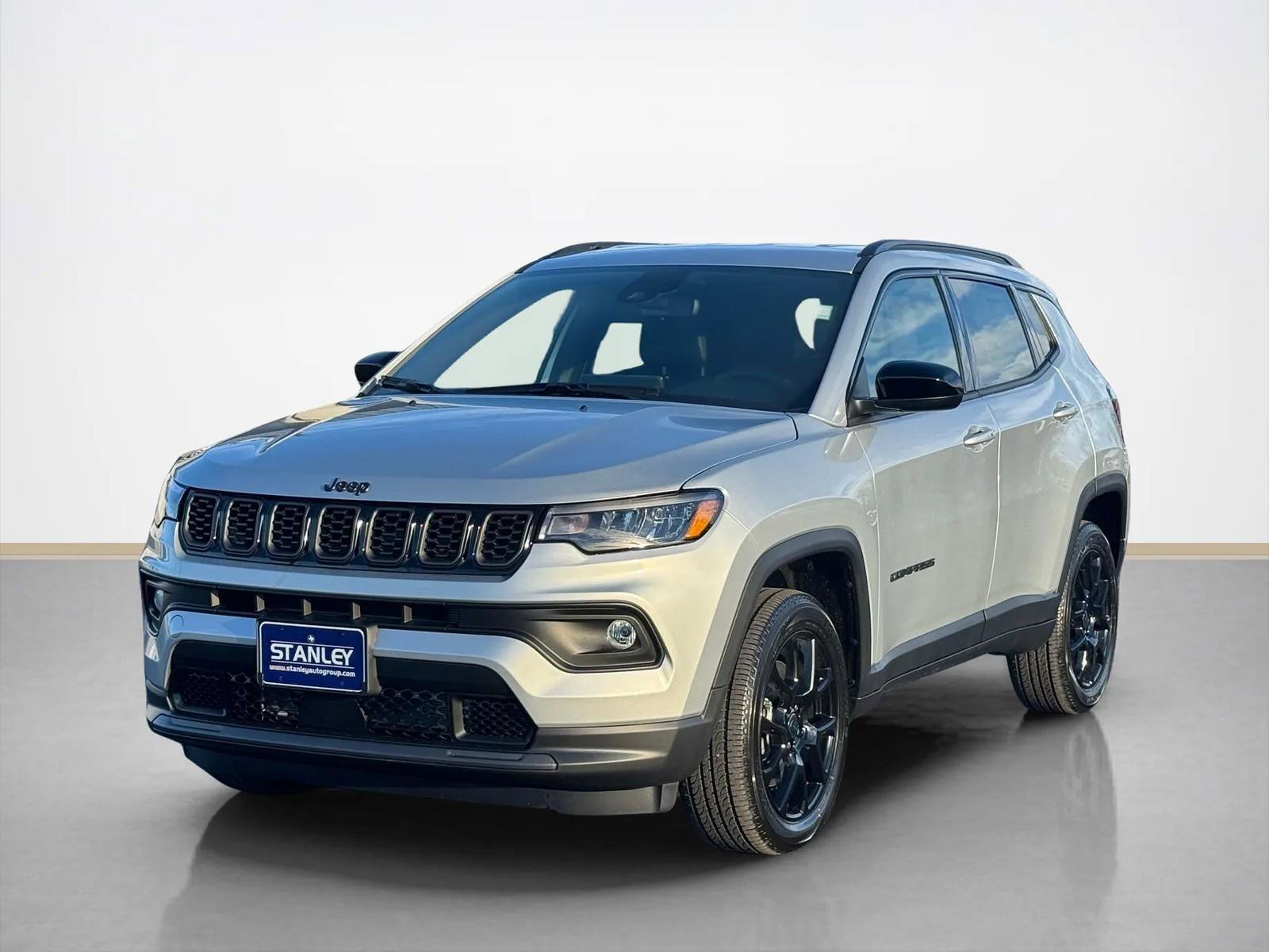 New 2026 Jeep Compass Latitude image 3