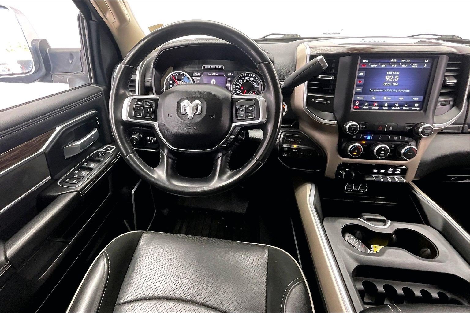 Used 2020 RAM 2500 Laramie AWD/4WD image 4