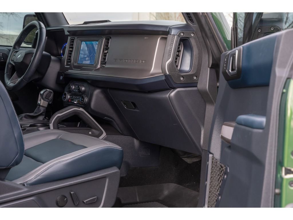 Used 2023 Ford Bronco Outer Banks image 10