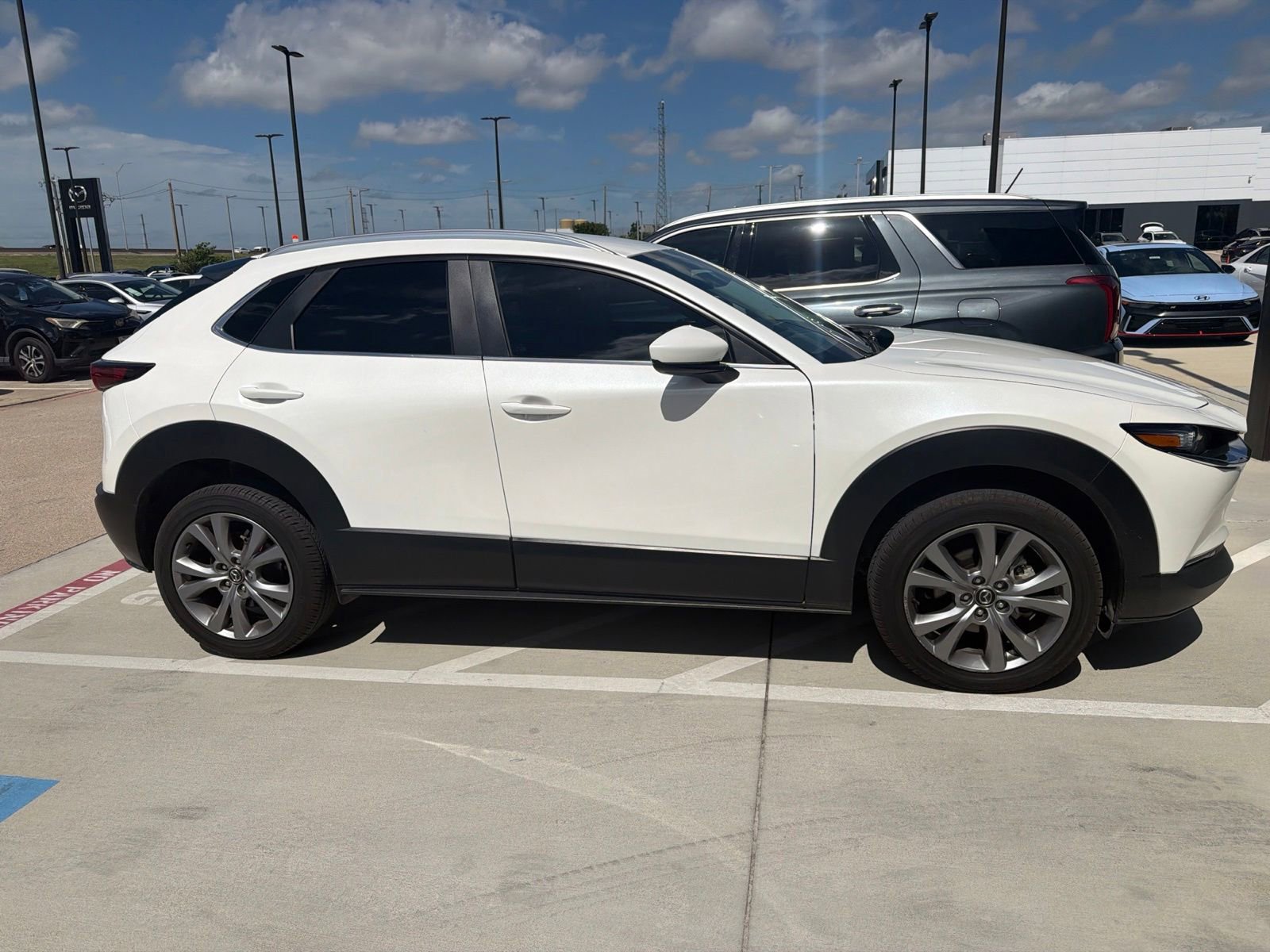 Used 2023 MAZDA CX-30 AWD 2.5 S w/ Select Package image 4