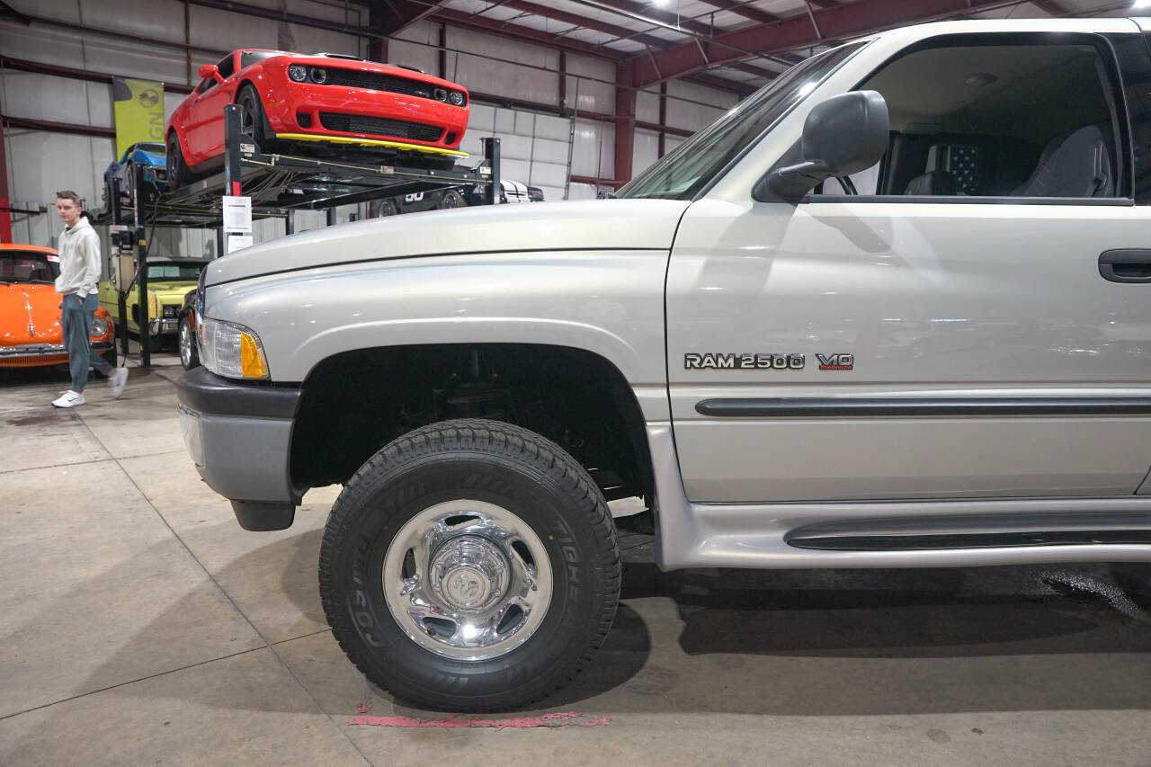 Used 1998 Dodge Ram 2500 Truck 4x4 Quad Cab image 3