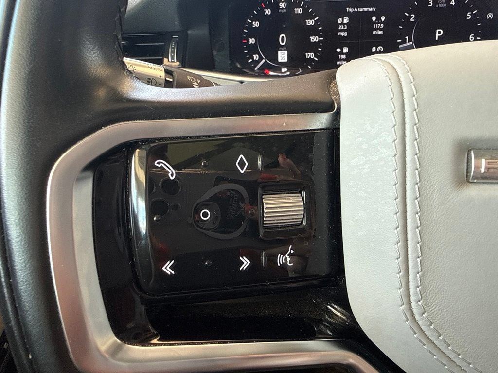 Used 2021 Land Rover Range Rover Evoque SE AWD/4WD image 19