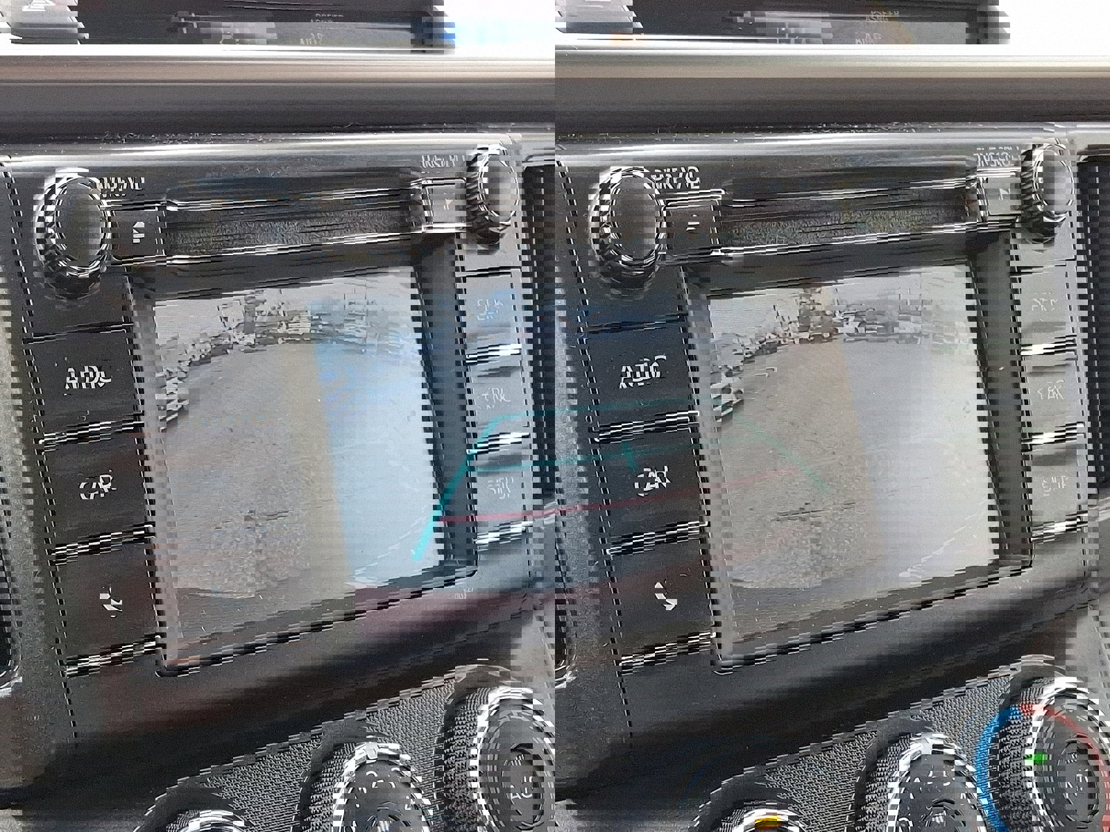 Used 2015 Toyota RAV4 LE image 17