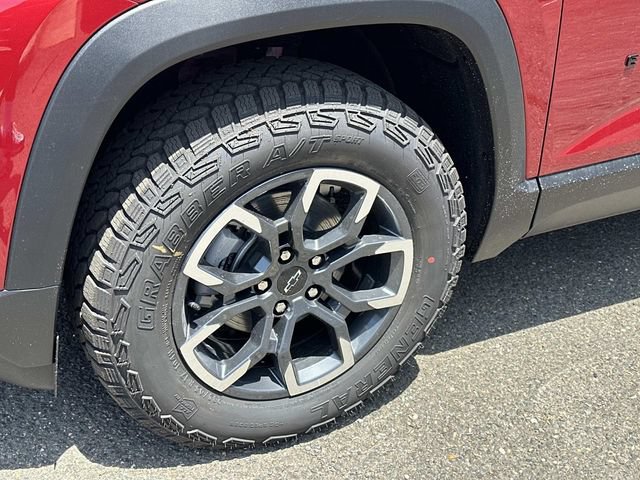 New 2027 Chevrolet Equinox ACTIV w/ Safety and Technology Package AWD/4WD image 7