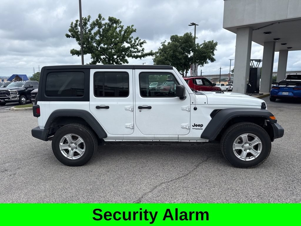 Used 2022 Jeep Wrangler Unlimited Sport AWD/4WD image 6