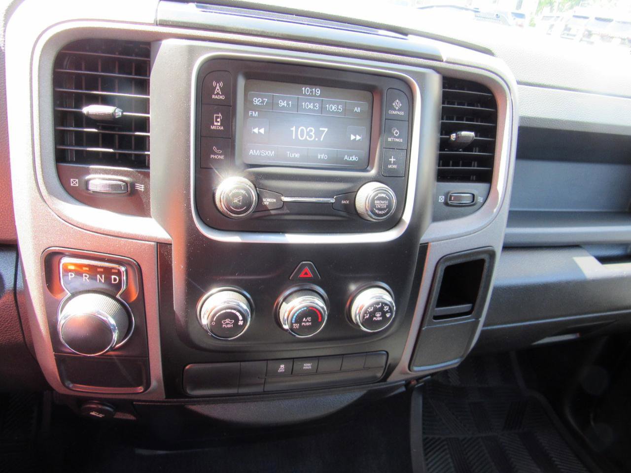 Used 2018 RAM 1500 Express RWD image 23