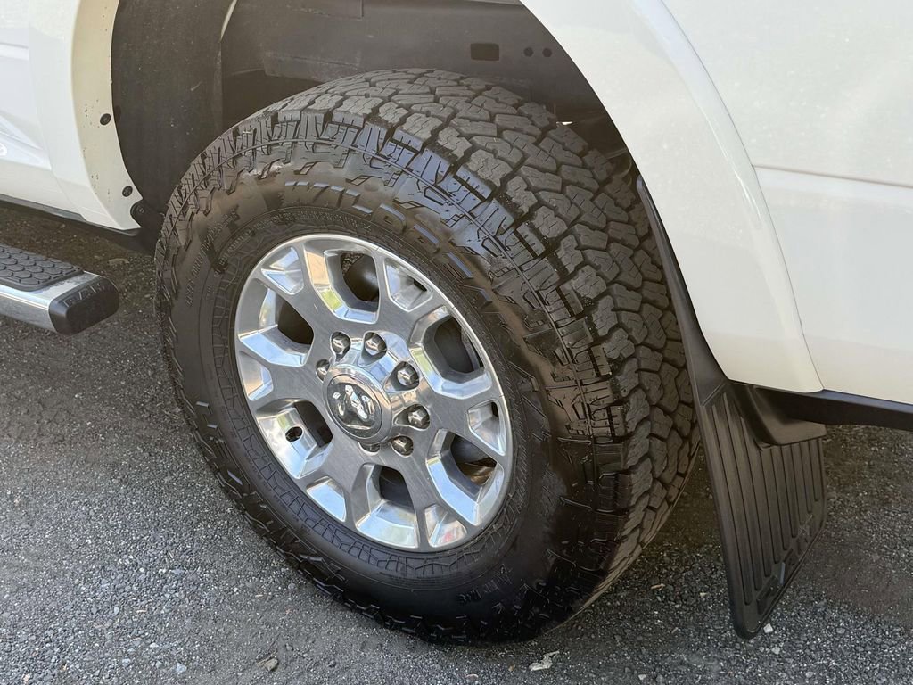 Used 2022 RAM 2500 Laramie AWD/4WD image 13