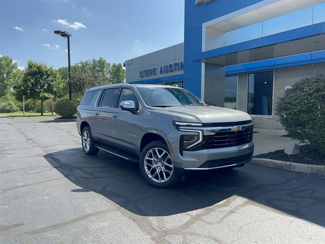 New 2026 Chevrolet Suburban LS w/ LPO, Chrome Package AWD/4WD image 1