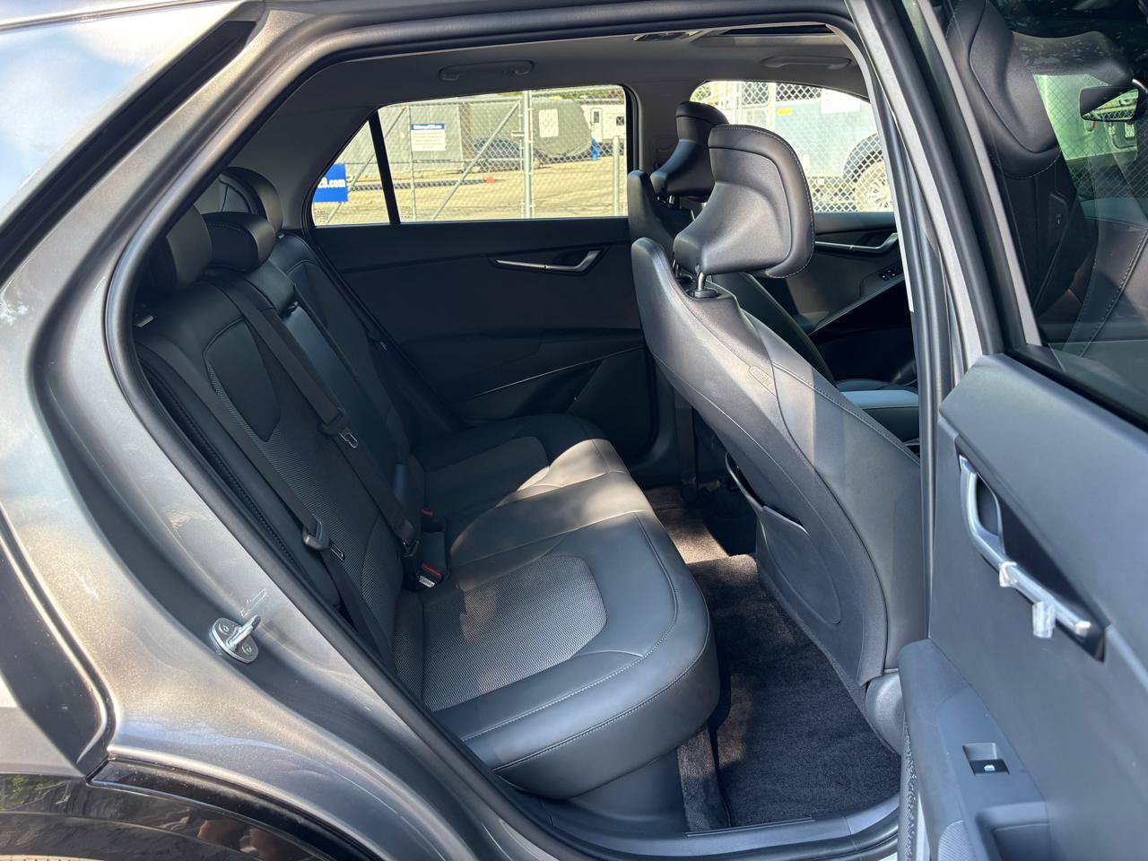 Used 2024 Kia Niro EX Touring FWD image 22