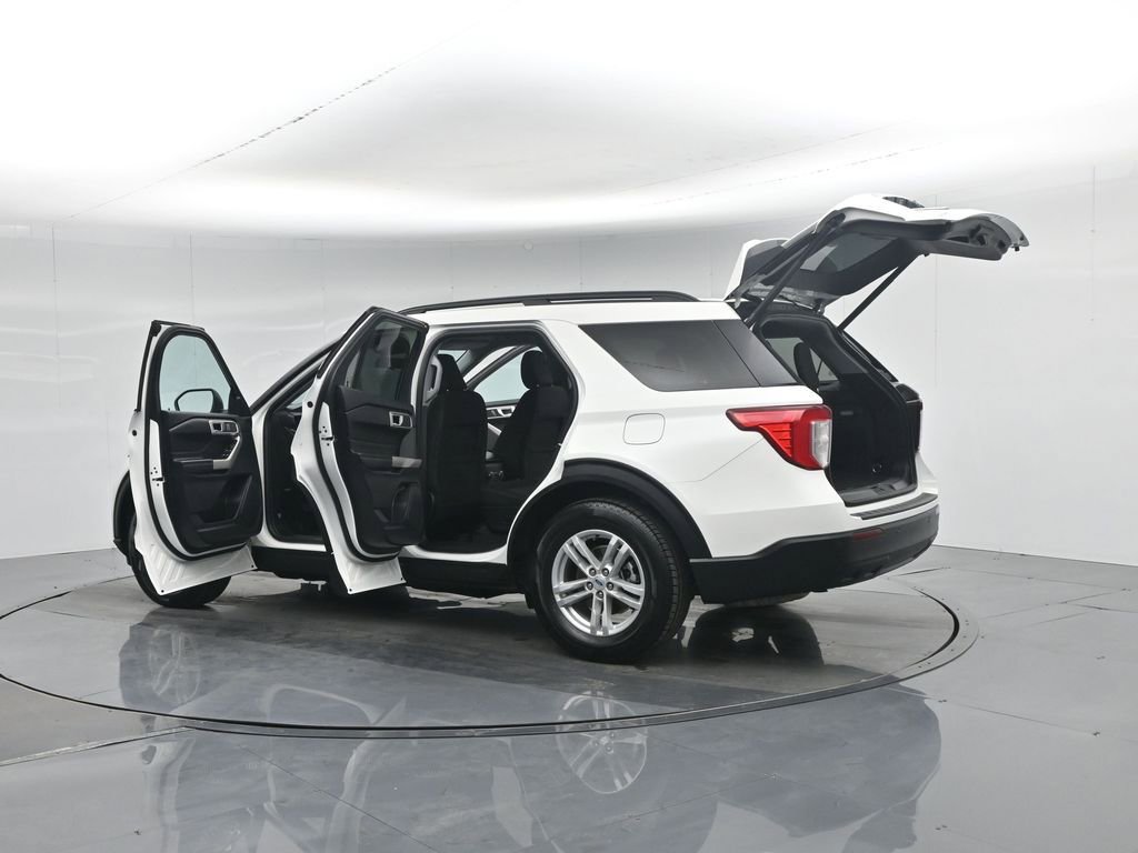 Certified 2022 Ford Explorer XLT image 40
