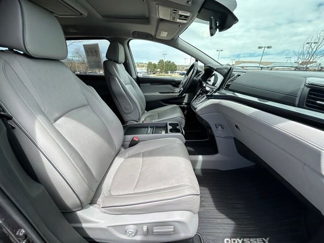 Used 2022 Honda Odyssey Elite image 16