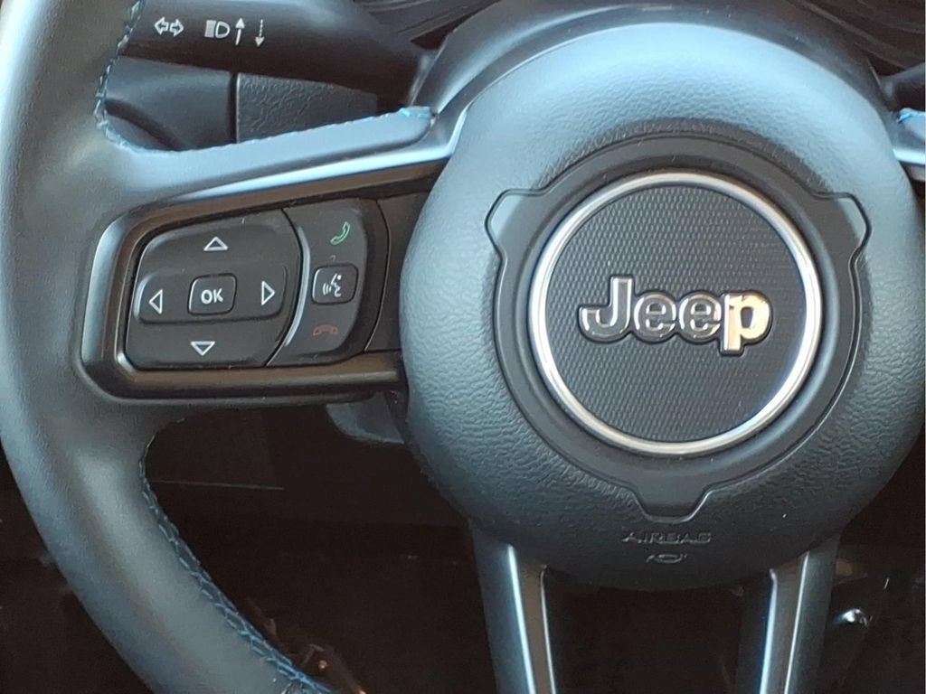 Used 2024 Jeep Wrangler Unlimited Rubicon 4xe AWD/4WD image 10