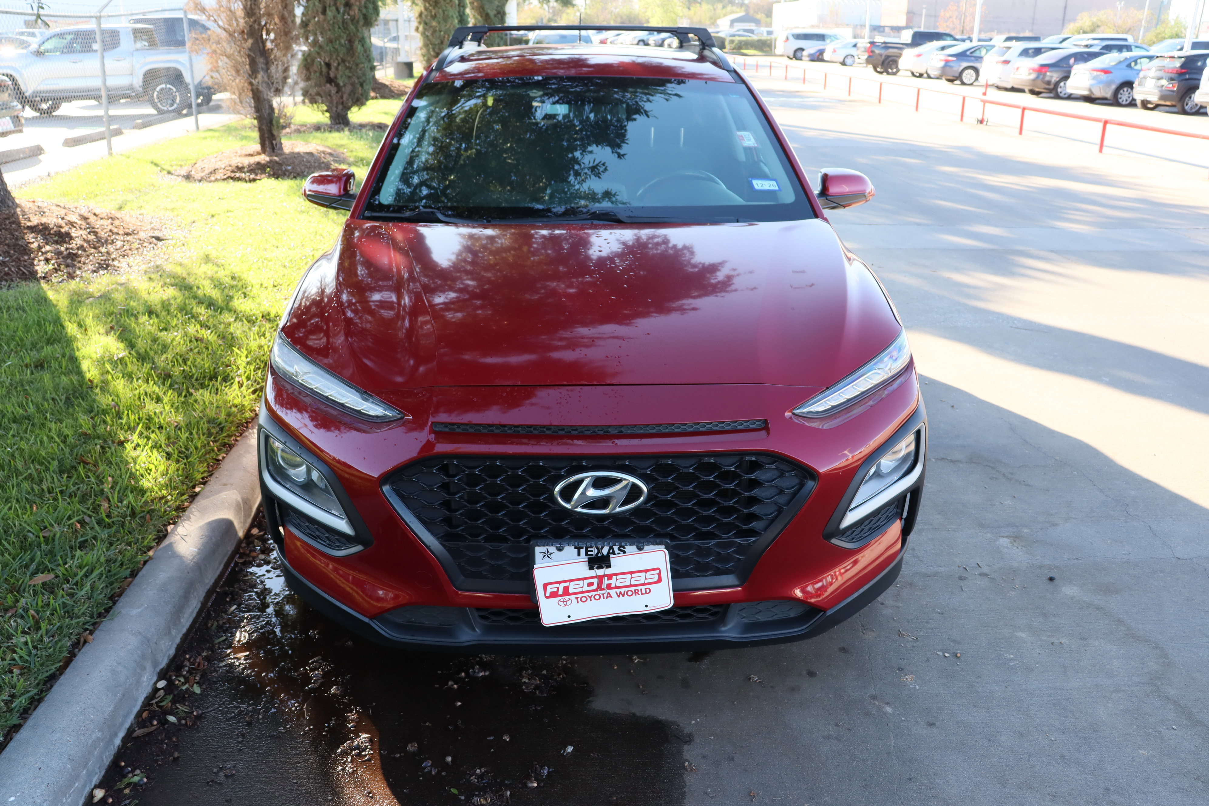 Used 2018 Hyundai Kona SEL image 4