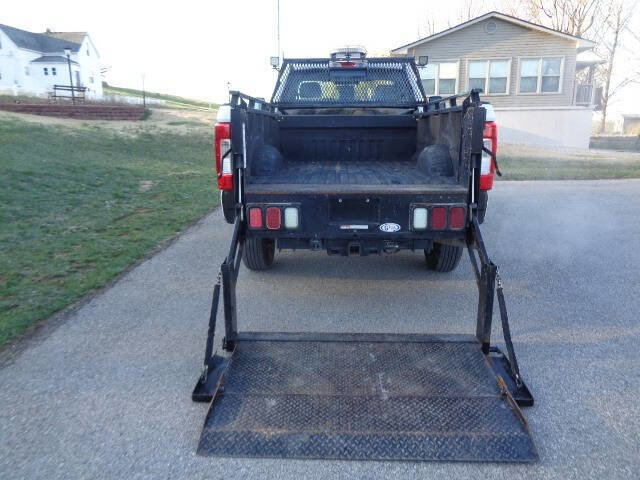 Used 2019 Ford F250 XL w/ XL Value Package image 6