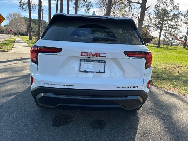 Used 2025 GMC Terrain Elevation image 4