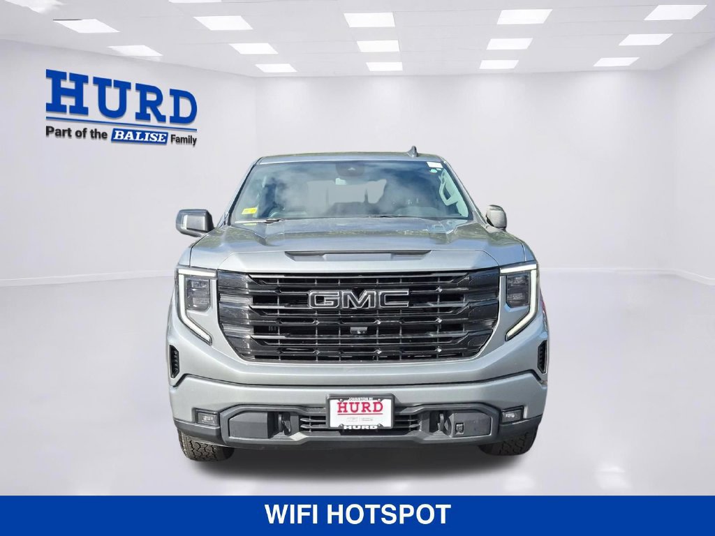 Used 2023 GMC Sierra 1500 Elevation w/ Elevation Premium Package AWD/4WD image 8