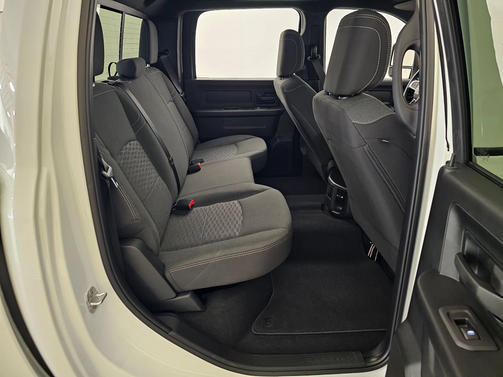 New 2026 RAM 3500 Tradesman AWD/4WD image 36