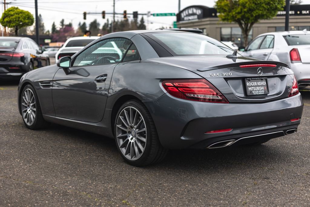 Used 2017 Mercedes-Benz SLC 300 image 12