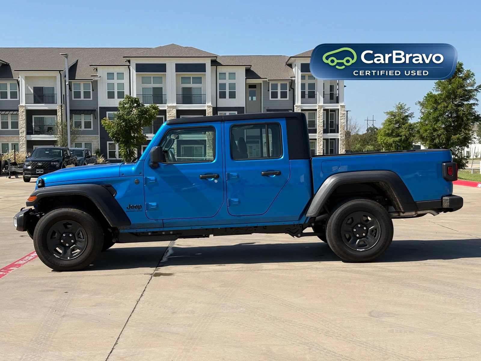 Used 2026 Jeep Gladiator Sport AWD/4WD image 4