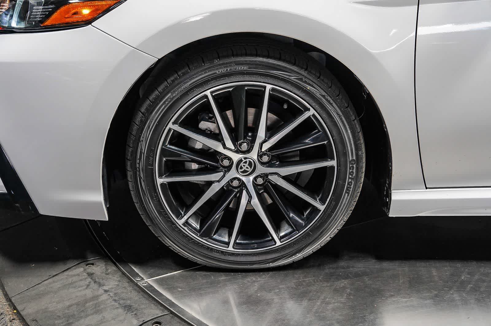 Certified 2022 Toyota Camry SE FWD image 10