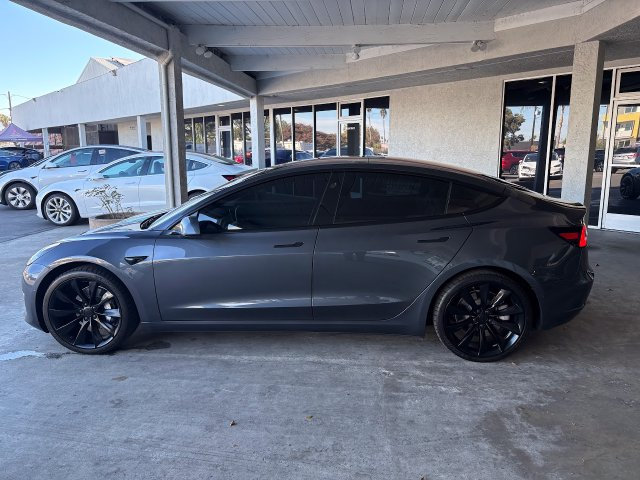 Used 2018 Tesla Model 3 Long Range RWD image 8