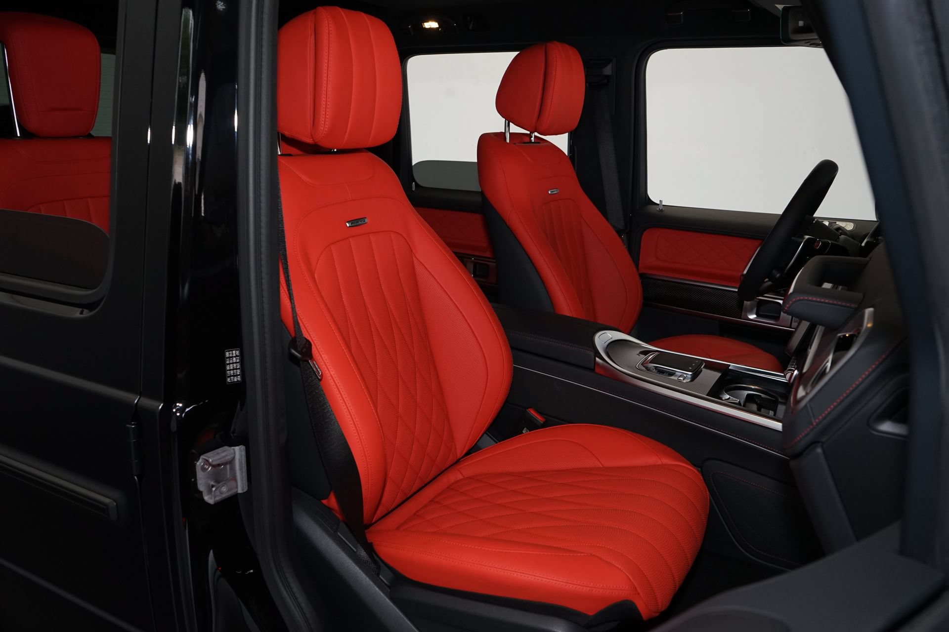 Used 2025 Mercedes-Benz G 63 AMG 4MATIC image 11