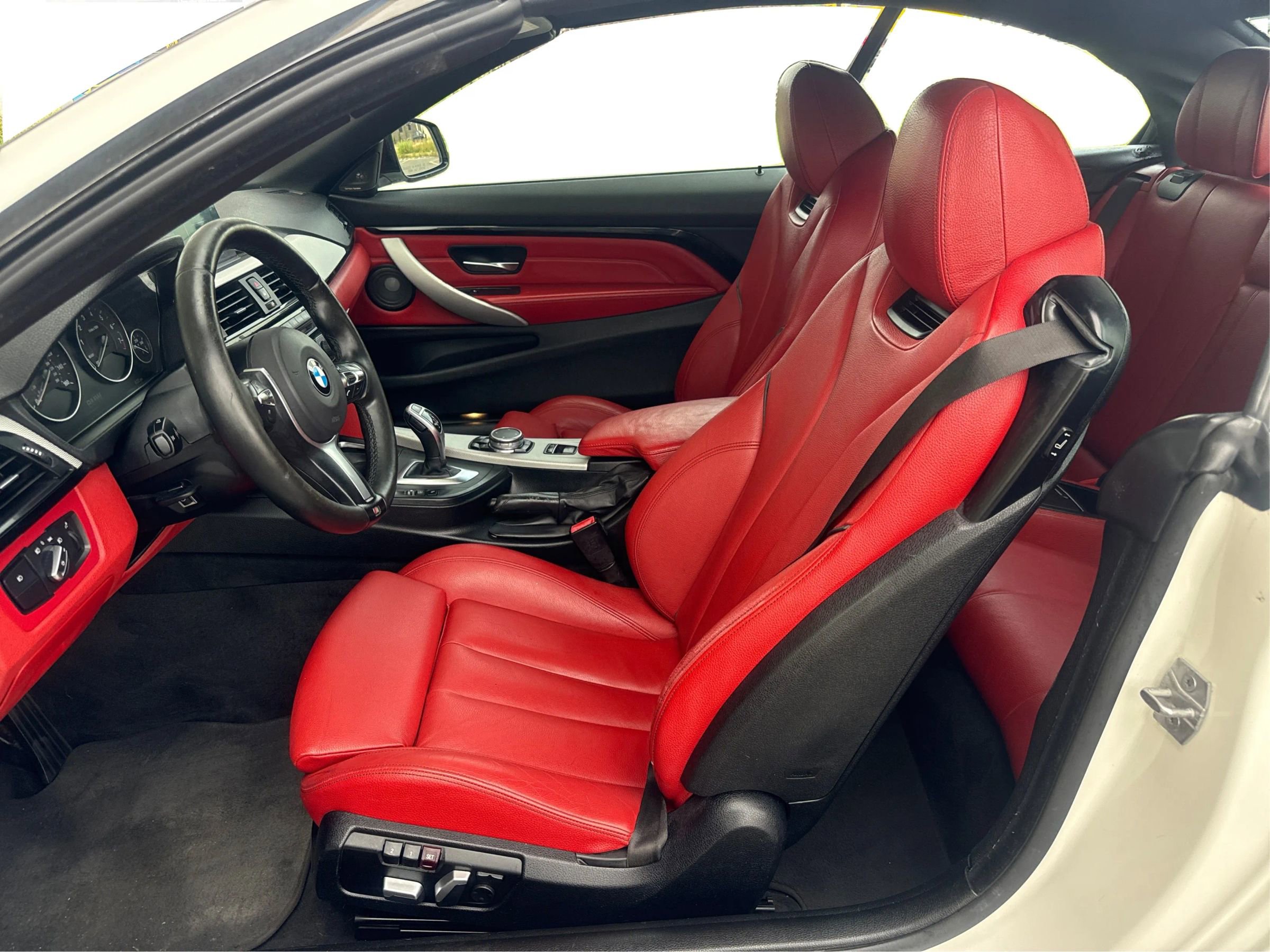 Used 2017 BMW 440i xDrive 440i xDrive Convertible 2D image 9