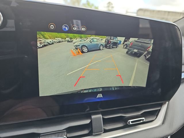 Used 2025 Chevrolet Equinox LT image 24