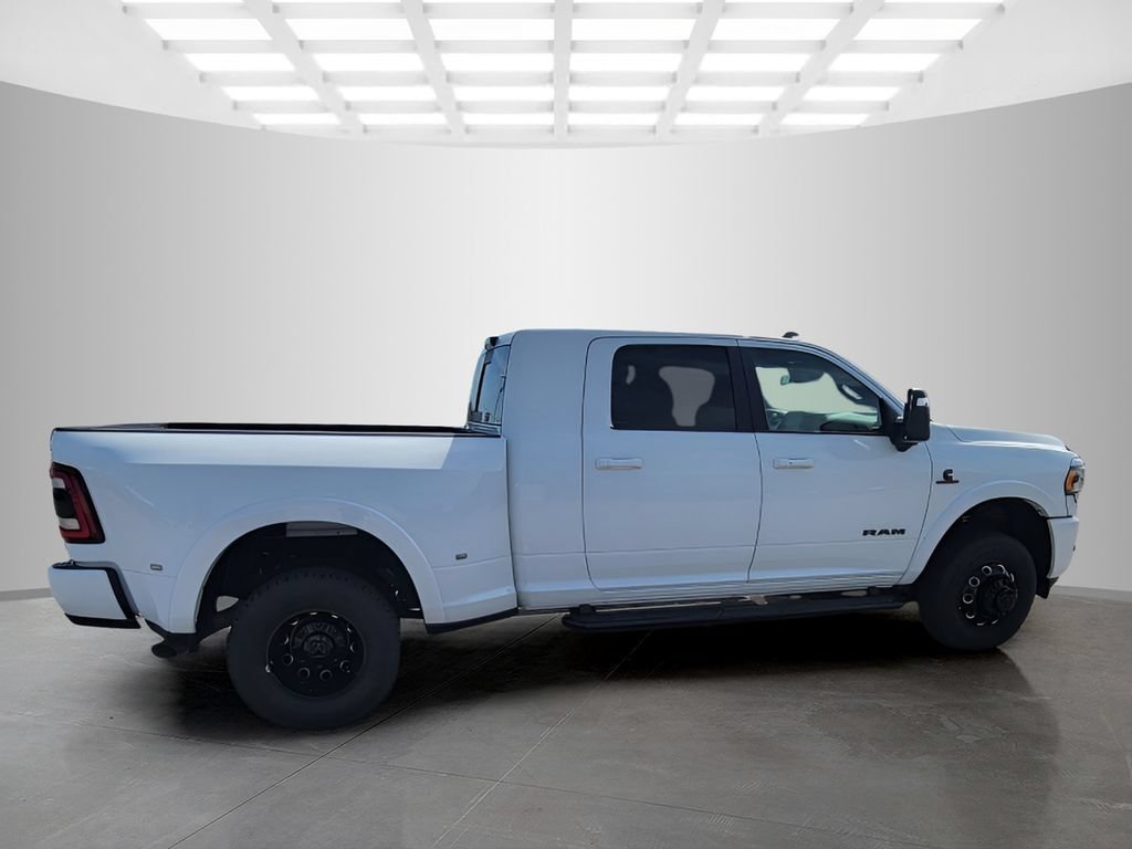 Used 2024 RAM 3500 Limited AWD/4WD image 6