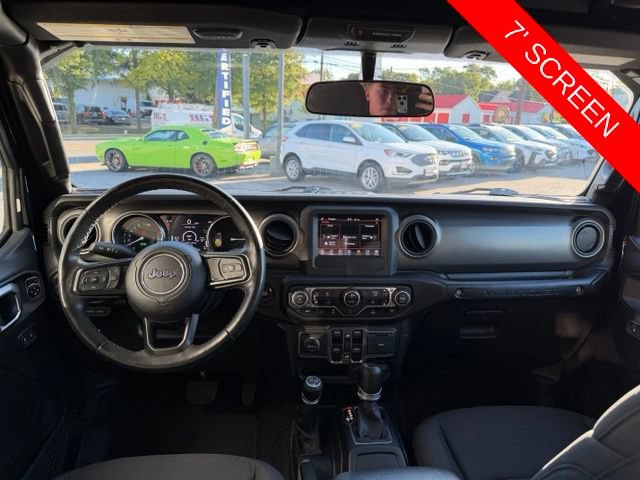 Used 2023 Jeep Wrangler Unlimited w/ Cold Weather Group AWD/4WD image 3